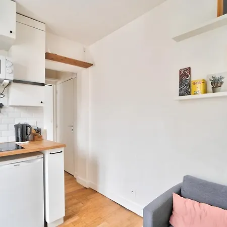 Cozy For 2 People - 20 Apartment